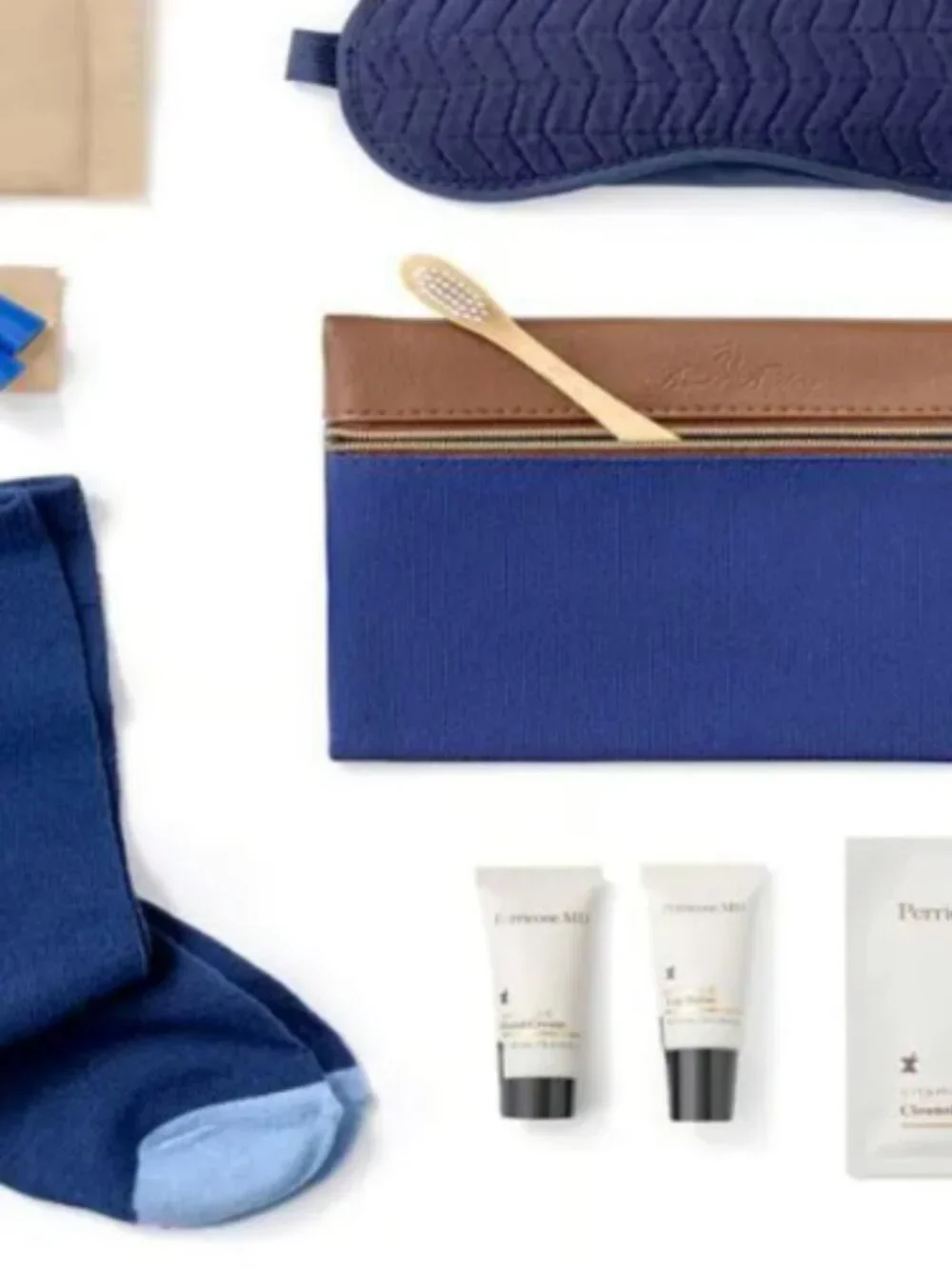 United AMENITY KIT Brooks Brothers Navy Blue Premium Economy 2026